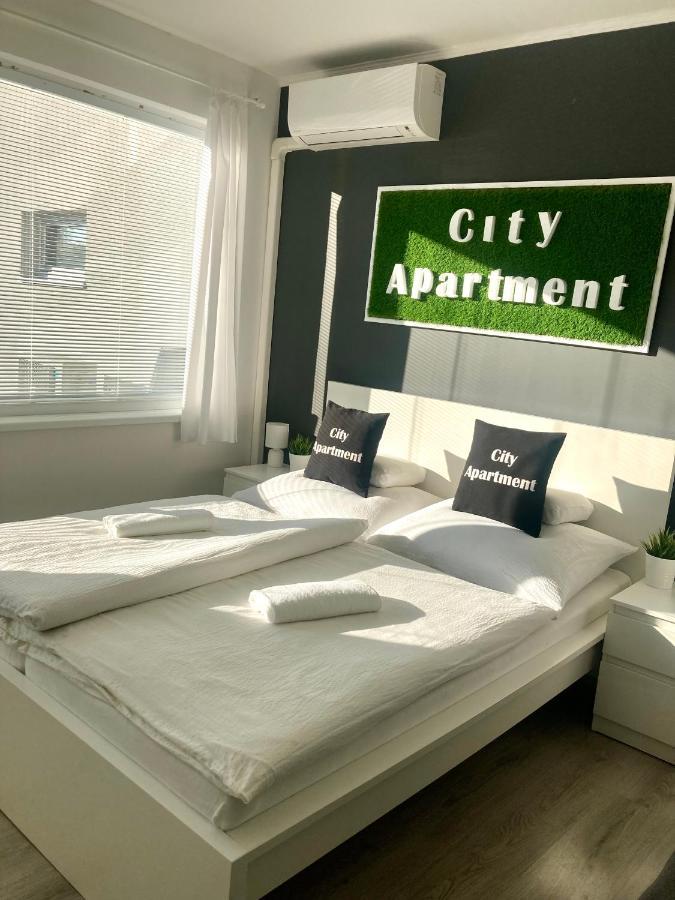 City Apartment Štúrovo Eksteriør billede