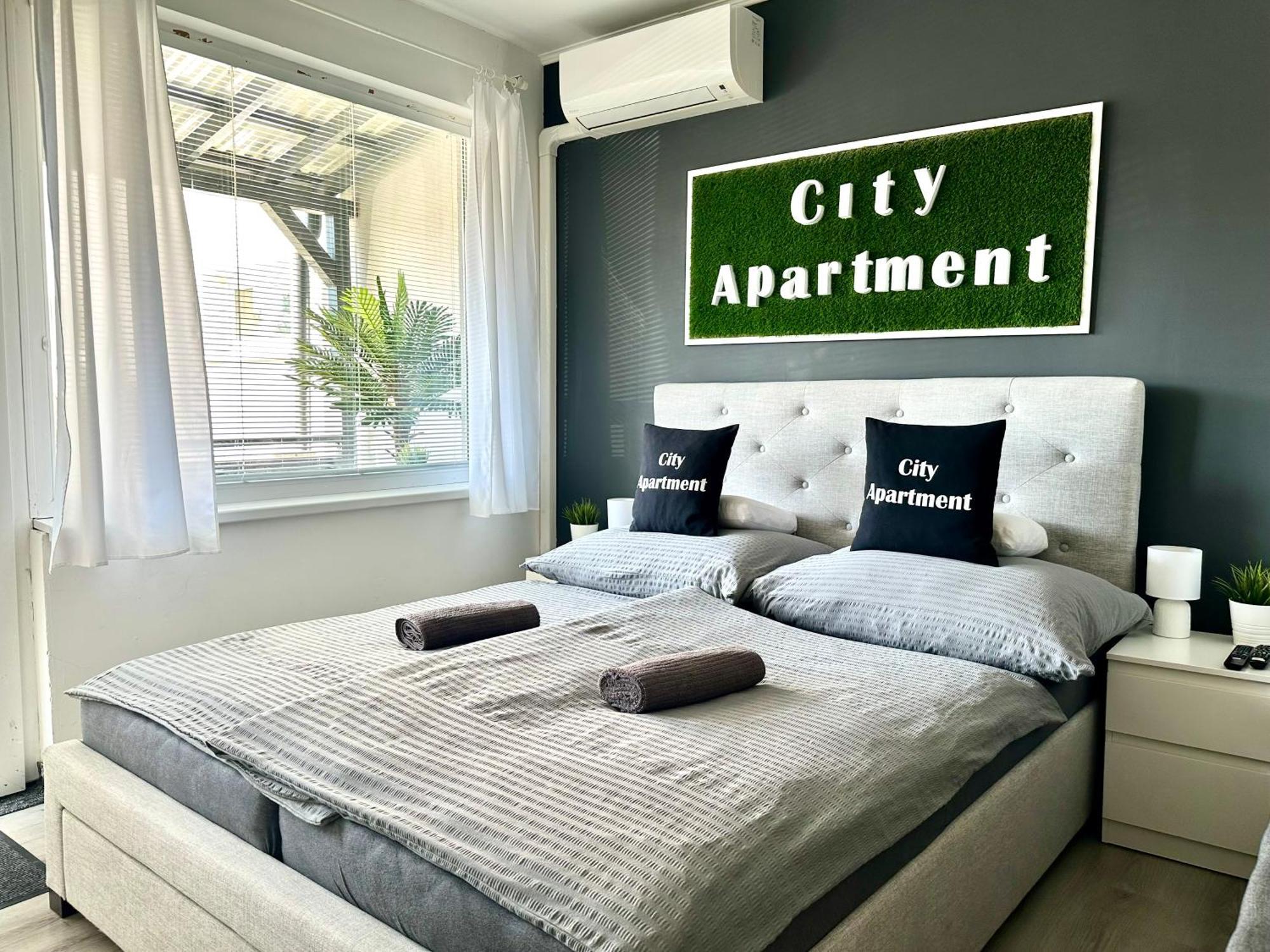City Apartment Štúrovo Eksteriør billede