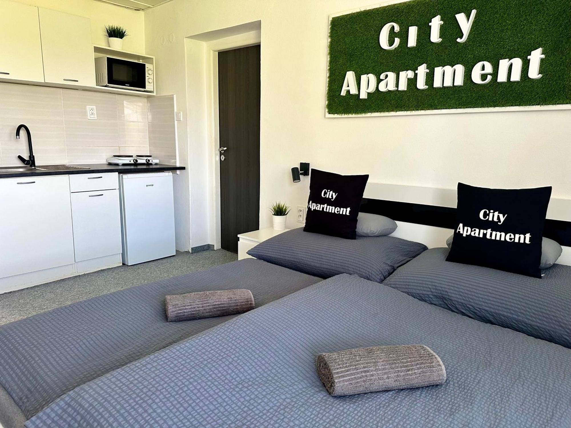 City Apartment Štúrovo Eksteriør billede