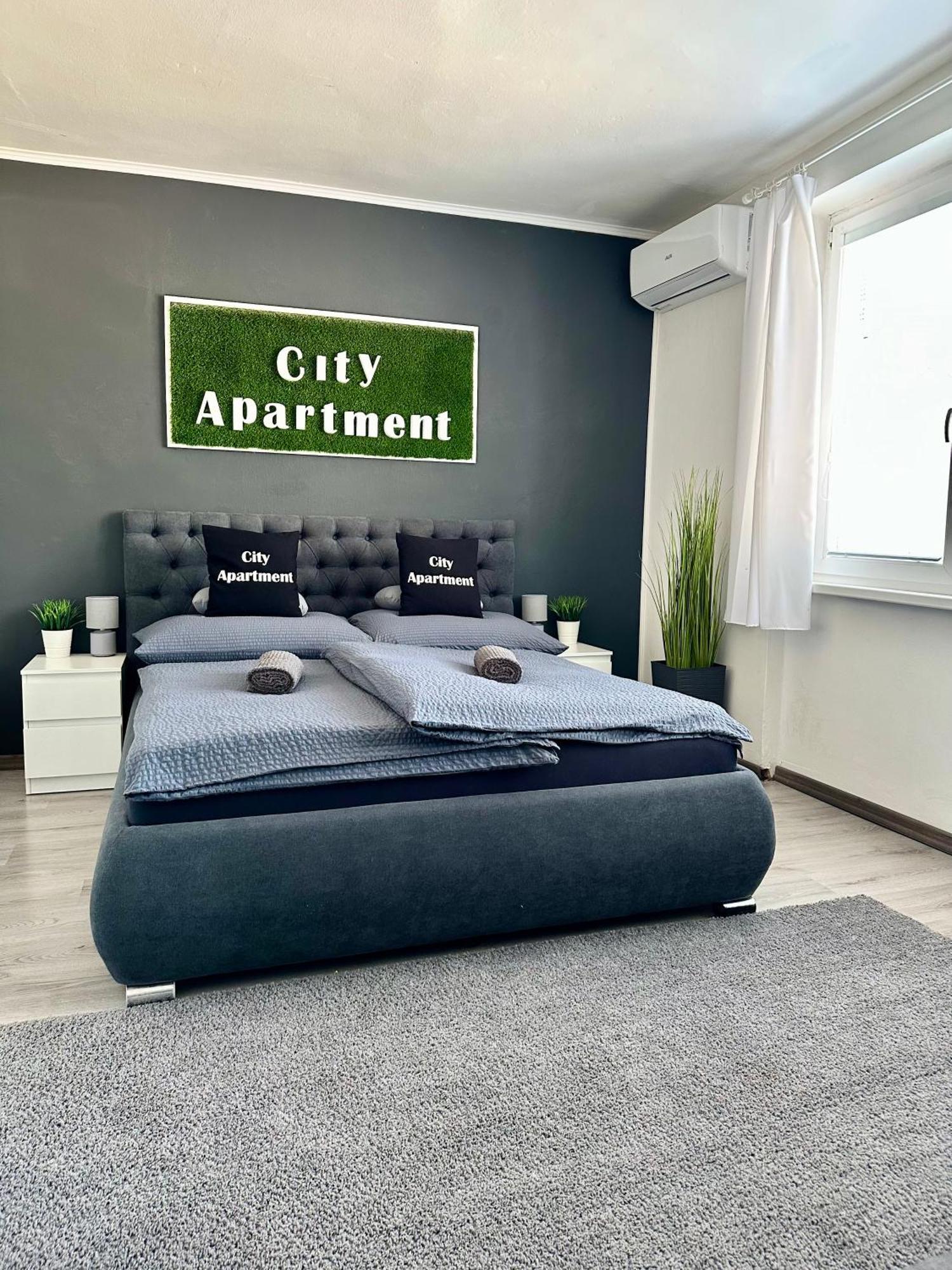 City Apartment Štúrovo Eksteriør billede